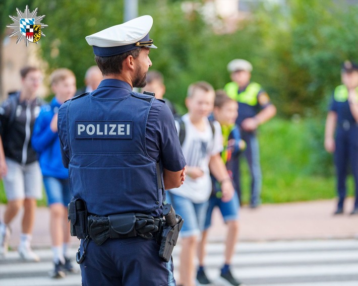 POL-MFR: (945) Schulstart in Bayern - Das Polizeipräsidium Mittelfranken erinnert an die Gefahren des Schulwegs und kündigt Kontrollaktionen an