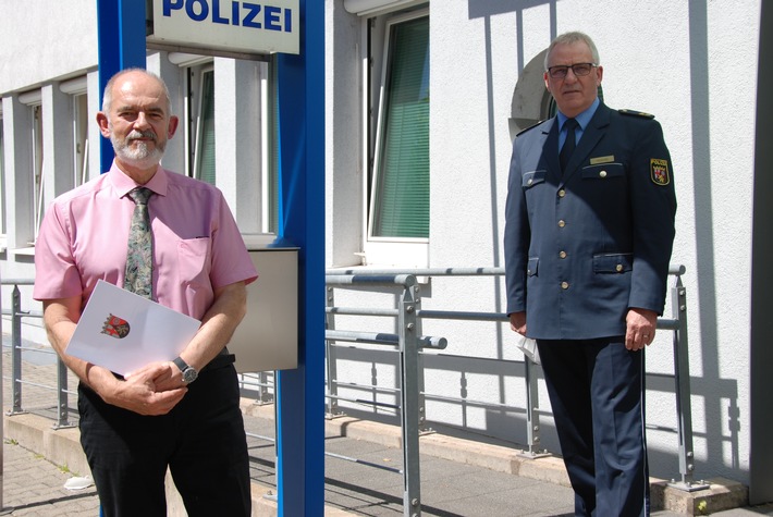 POL-PPTR: Polizeihauptkommissare in den Ruhestand versetzt