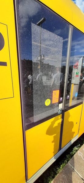 BPOL NRW: Sachbeschädigung und Körperverletzung: Bundespolizei stellt Tatverdächtigen nach Gewaltausbruch am Bahnhof