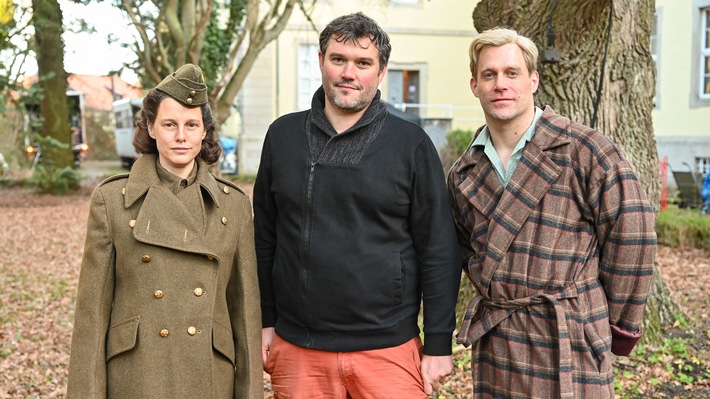 Ken Duken und Picco von Groote spielen in "Der blonde Hans" (AT) - Drehstart für NDR/rbb-Dokudrama in Wrisbergholzen (Landkreis Hildesheim)