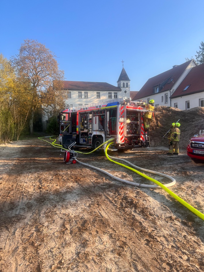 FW Paderborn: Gemeldeter Wohnungsbrand am Heilandsfrieden