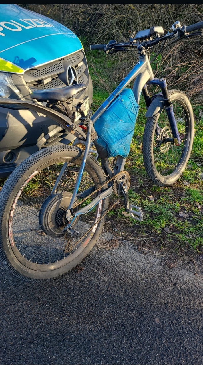 POL-DA: Bischofsheim: 33-Jähriger bei Geschwindigkeitsmessung gestoppt / Umgebautes Fahrrad sichergestellt