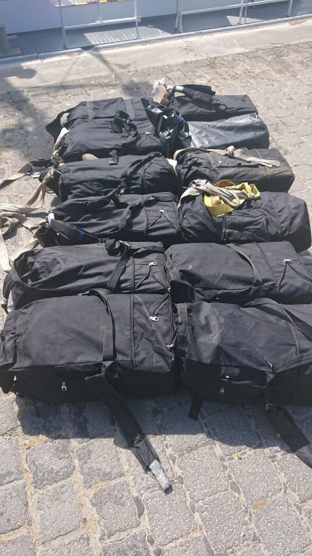 15 Taschen mit &uuml;ber 300 kg Kokain
