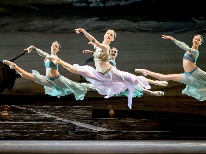 Weihnachten in 3sat - mit Dokumentationen, Filmklassikern, Ballett und Konzerten