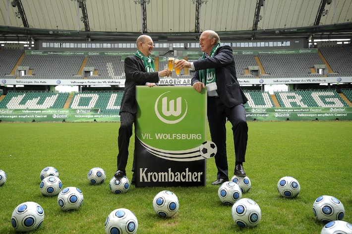 Das Bier der Wölfe / Krombacher Brauerei wird offizieller Premiumpartner des VfL Wolfsburg (mit Bild)