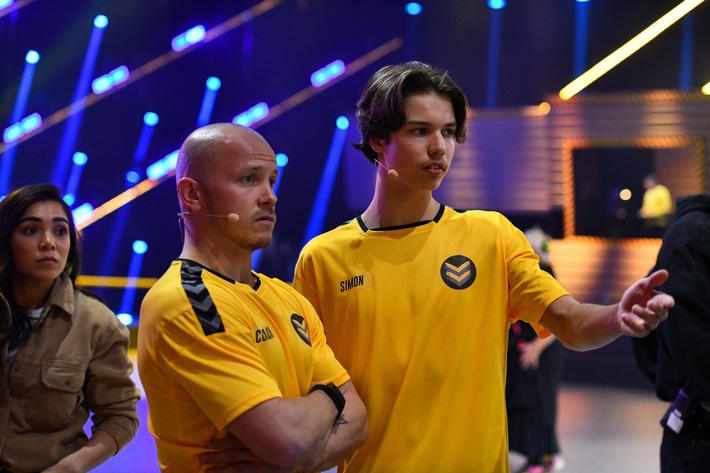 Premiere in SAT.1: In der "CATCH! Academy" coachen die Olympiasieger Fabian Hambüchen und Sven Hannawald talentierte Nachwuchsfänger:innen