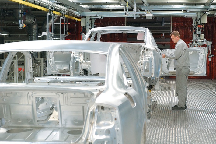 Pionierleistung in der Produktion: die Fertigung des neuen Audi A8