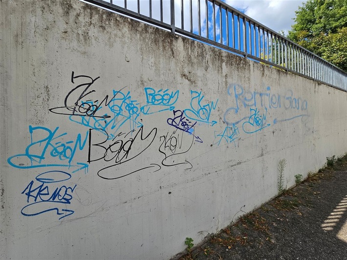 POL-PDMY: Sachbeschädigung durch Graffiti - Zeugenaufruf