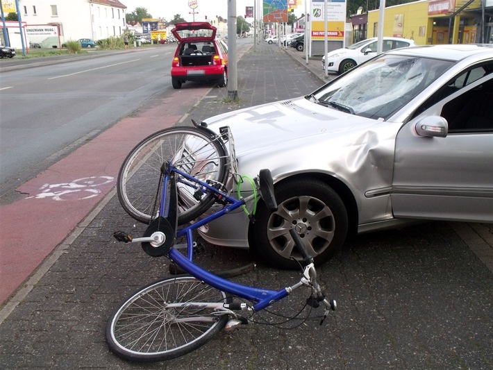 POL-PB: Verkehrsunfälle am Südring - Verletzte Radfahrerin unbekannt