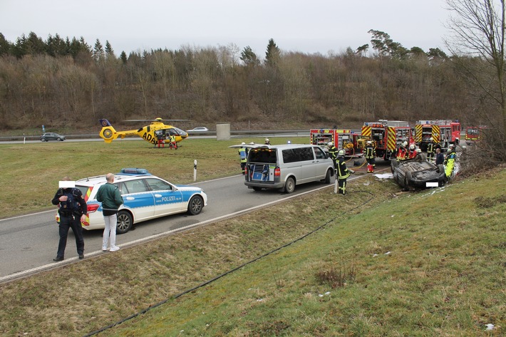 POL-VDKO: Verkehrsunfall mit Personenschaden in Autobahnausfahrt