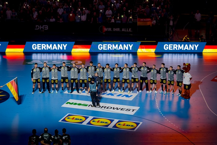 Lidl sponsert die Handball-Europameisterschaft der Männer 2024 und die deutsche Nationalmannschaft / Frische-Discounter für alle: Lidl setzt sich für Bewegung und bewusste Ernährung ein