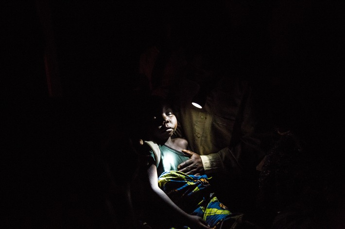Embargo jusqu&#039;au mardi 25 avril 2015, 00h01 / « En marche pour un monde sans paludisme » / Le Swiss Malaria Group annonce les vainqueurs de son concours photo et vidéo