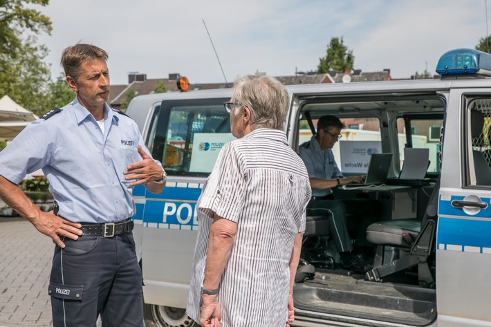 POL-AC: Aktionstag der Polizei Aachen - Bezirksdienst ist vor Ort