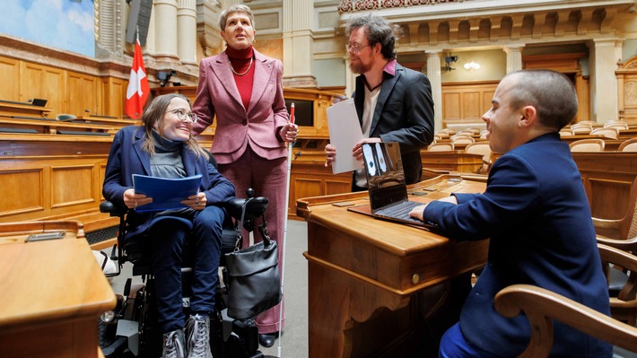 Inclusion politique : première session des personnes handicapées au Parlement le 24 mars