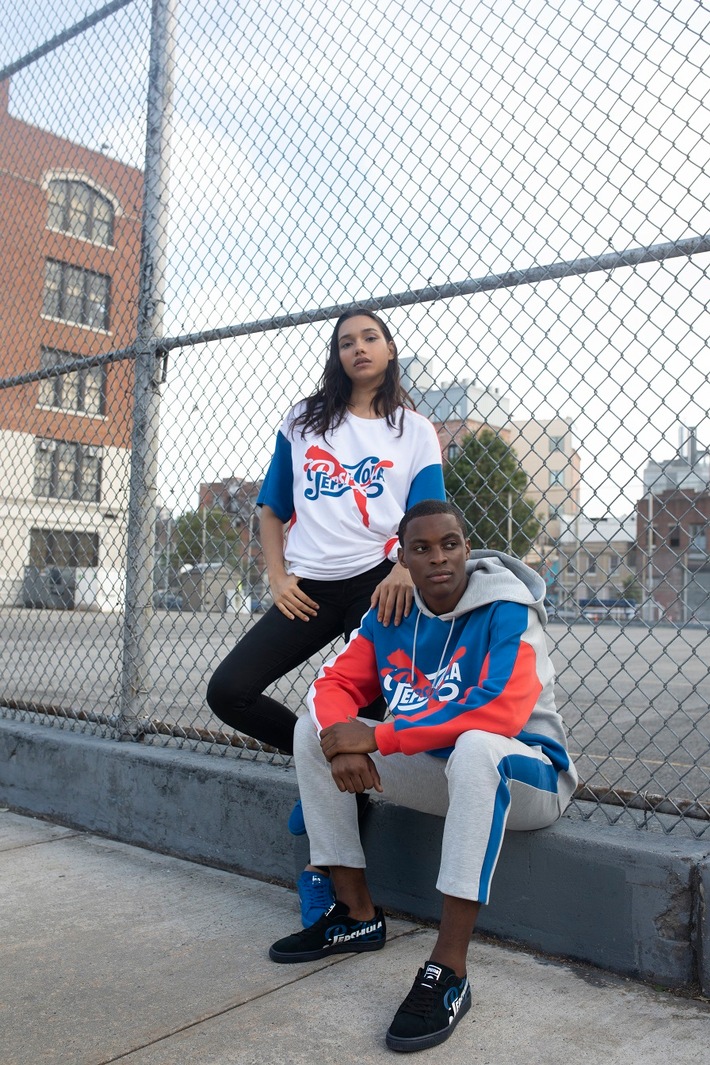 Ikonen der Streetstyle- & Popkultur: PUMA & Pepsi MAX feiern 50 Jahre PUMA Suede / Die stylische Streetstyle Capsule Collection kommt am 25. Oktober in die Läden