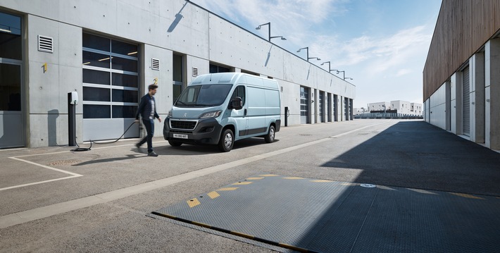 Der PEUGEOT e-Boxer: ab jetzt elektrisch