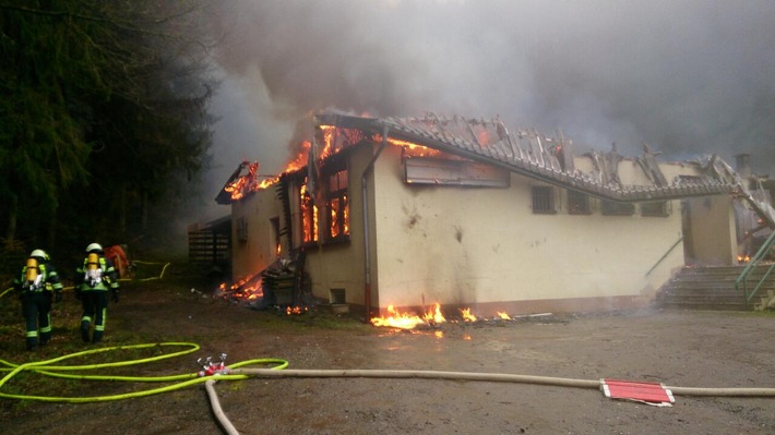 POL-PDPS: Schützenhaus in Rodalben  am Dienstag dem 13.3.2018 abgebrannt.