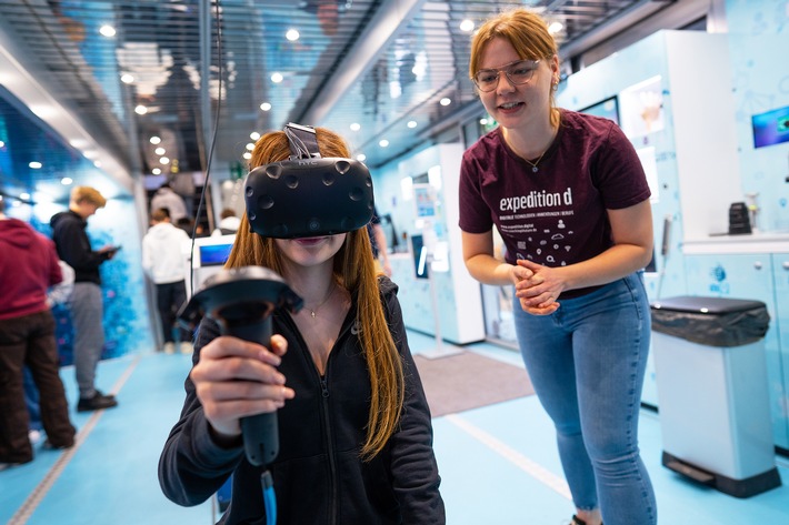 Digital-Truck in Breisach, Müllheim und Neuenburg (11.-19.07.): Jugendliche entdecken Chancen der digitalisierten Arbeitswelt