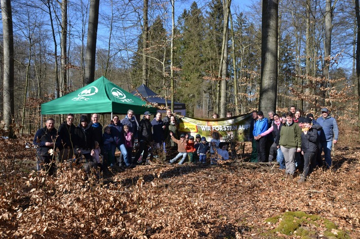 Über 8.000 neue Bäume – proFagus Root Camps in ganz Deutschland