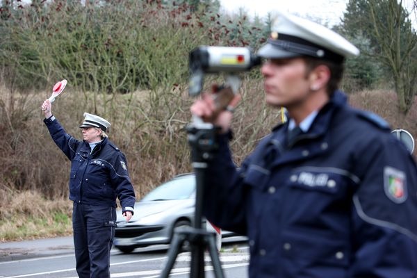 POL-REK: Vier Fahrer zu schnell - Erftstadt / Kerpen