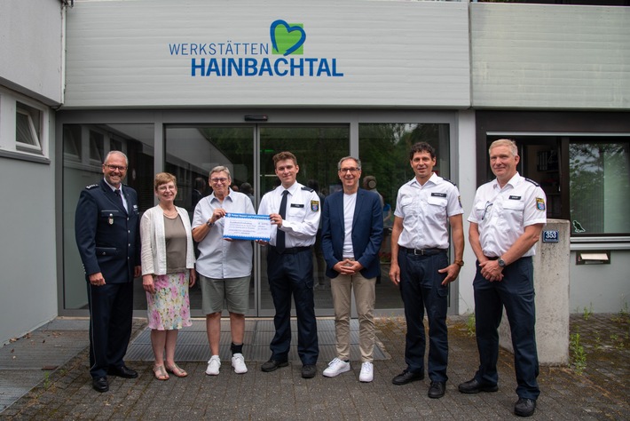 POL-HBPP: Polizei besucht Werkstätten Hainbachtal Nach Hessentag Spende in Höhe von 2.070 Euro übergeben