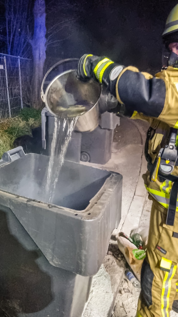 FW Menden: Silvesterbilanz 2023/24 - Feuerwehr Menden