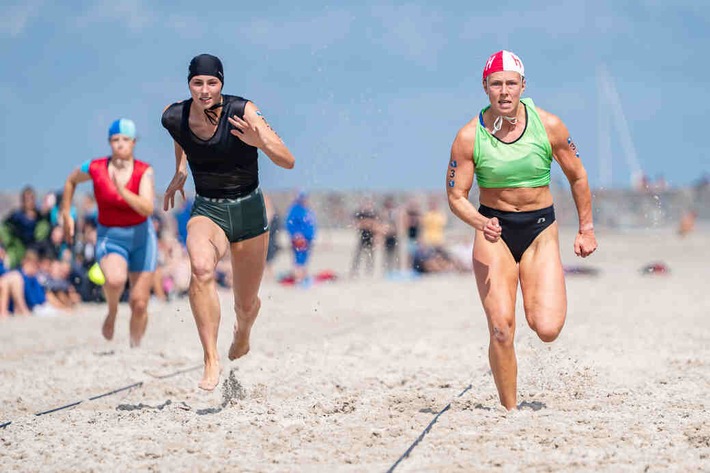 27. Internationaler DLRG Cup gestartet: Warnemünde wird zur Bühne des Rettungssports