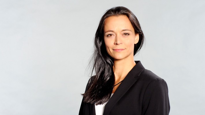 Yvonne de Bark realisiert echte Kundennähe auch in Corona-Zeiten / Weiterer Text über ots und www.presseportal.de/nr/152686 / Die Verwendung dieses Bildes ist für redaktionelle Zwecke unter Beachtung ggf. genannter Nutzungsbedingungen honorarfrei. Veröffentlichung bitte mit Bildrechte-Hinweis.