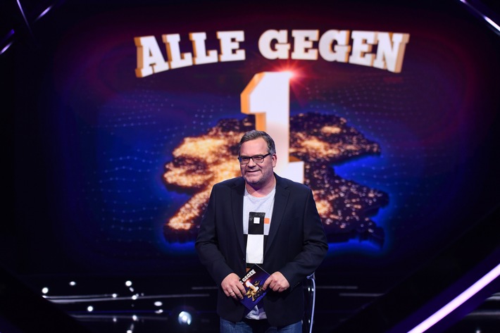 Deutschland im Spielfieber! 474.590 &quot;Sofa-Tipper&quot; jagen mit der &quot;Alle gegen Einen&quot;-App live den Jackpot der neuen ProSieben-Show