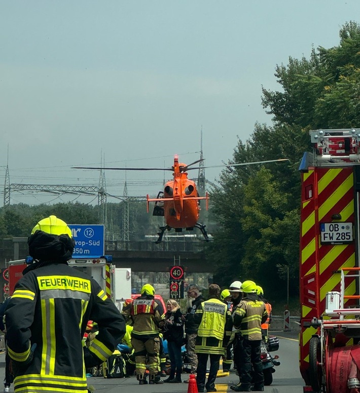 FW-OB: Schwerer Verkehrsunfall auf der A42 - Motorradfahrer verletzt