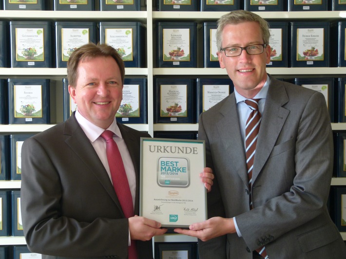 Ronnefeldt erhält Auszeichnung "BESTMARKE Kategorie Tee" der renommierten AHGZ-Imagestudie 2013/2014 vom Matthaes Verlag (FOTO)