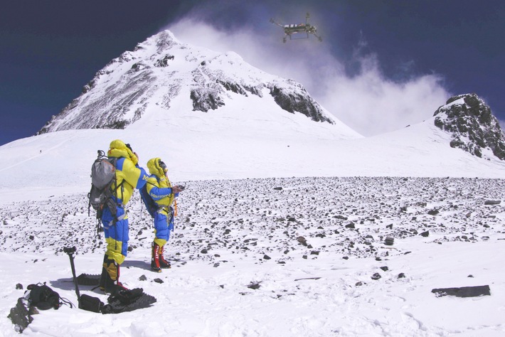 Weltrekord auf dem Mount Everest? ProSieben MAXX begleitet Extremsportler Lukas Furtenbach