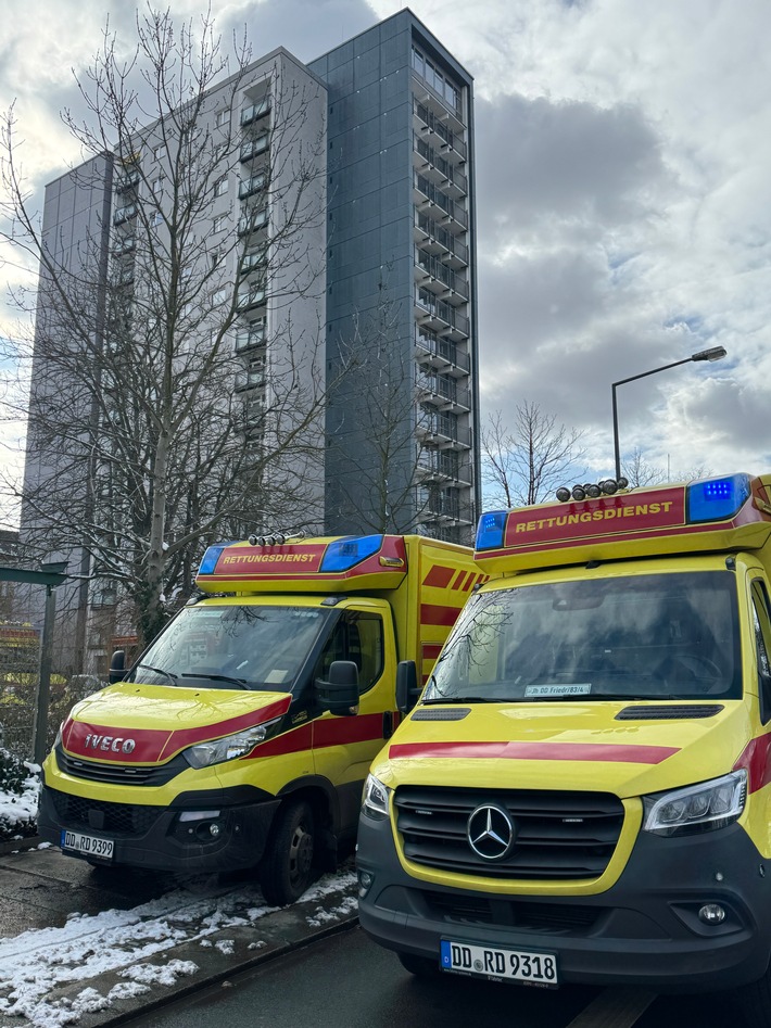 FW Dresden: Update zum Brand im Hochhaus: Zwei Personen verstorben