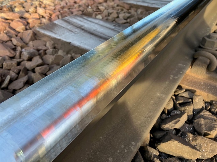 Vossloh gewinnt Zweijahresvertrag von SNCF Réseau für Fräsarbeiten