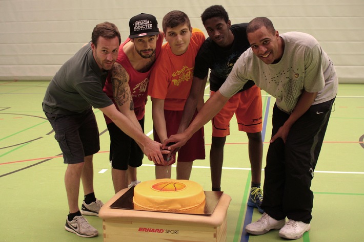 Toller Erfolg: Hamburger Basketballprojekt für Jugendliche wird ein Jahr alt