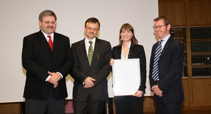 Wissenschaftspreis geht an Freiburger Krebsforschung / Tumorzentrum Ludwig Heilmeyer forscht an innovativen Krebstherapien