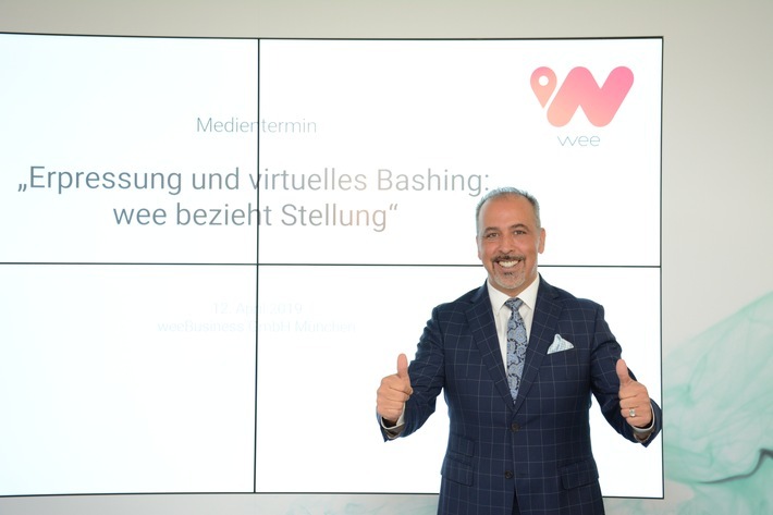 Multi-Unternehmer Cengiz Ehliz und "wee" lassen sich nicht einschüchtern: keine Chance für Cybermobbing und Erpressung! Weiterer Text über ots und www.presseportal.de/nr/122695 / Die Verwendung dieses Bildes ist für redaktionelle Zwecke honorarfrei. Veröffentlichung bitte unter Quellenangabe: "obs/weeCONOMY AG/Reiner Pohl"