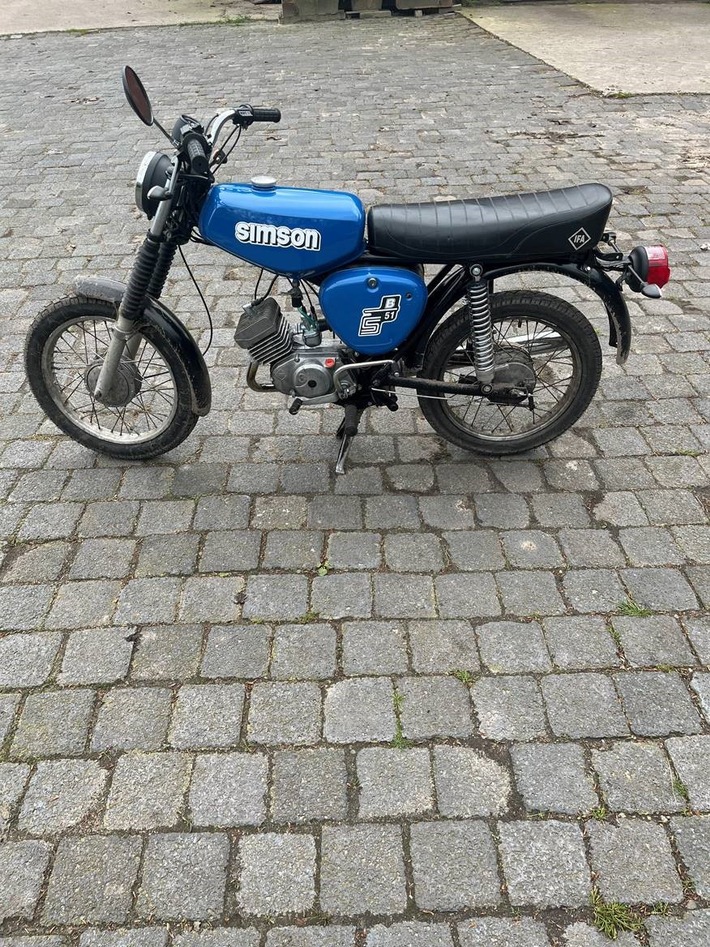 POL-Bremerhaven: Moped entwendet - Polizei bittet um Mithilfe