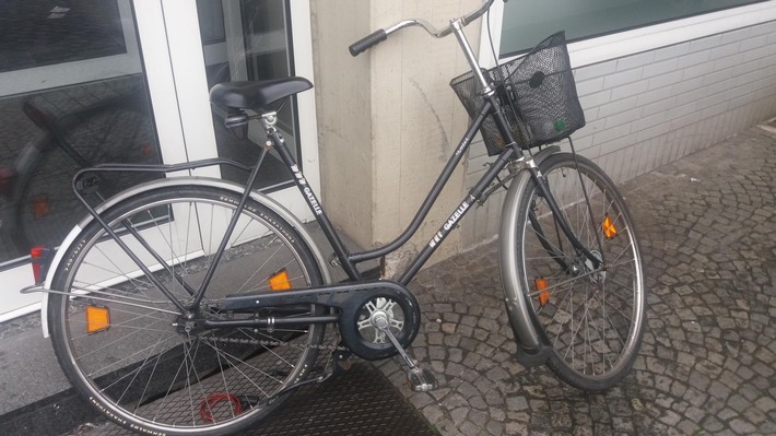 BPOL NRW: Mit einem Fahrrad attackiert - Streitigkeiten am Mönchengladbacher Hauptbahnhof
