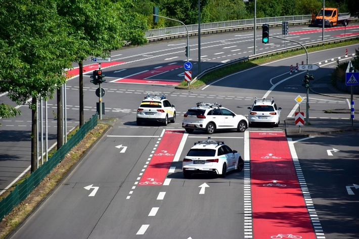 Automatisierte Rettungsgasse: Technik rettet Menschenleben