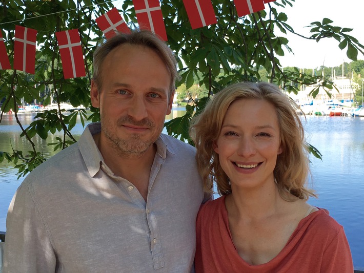 Drehstart für "Ein Sommer in Dänemark" / ZDF-"Herzkino" mit Sandra Borgmann und Rasmus Botoft (FOTO)