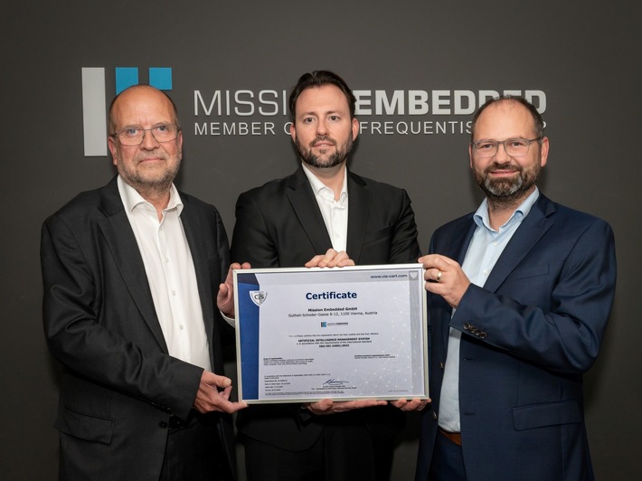 Mission Embedded erhält als erstes österreichisches Unternehmen die ISO 42001 Zertifizierung für die Entwicklung von KI-Systemen