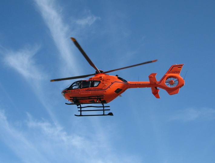 POL-ME: Schwer verletzt nach Verkehrsunfall: 88-Jährige mit Rettungshubschrauber in Klinik geflogen - 2609048