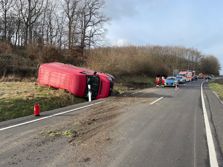 POL-PDKL: Tatverdächtigenfestnahme nach Transporter-Diebstahl und anschließender Unfallflucht