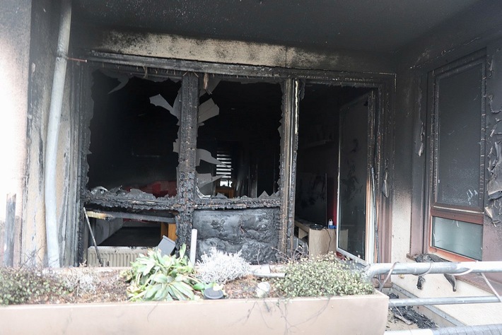 POL-ME: 67-jähriger bei Wohnungsbrand schwer verletzt - Ratingen - 2401083
