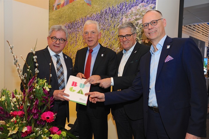 Bundesgartenschau Heilbronn 2019 erstmals auf der ITB - Minister Wolf begeistert vom Konzept