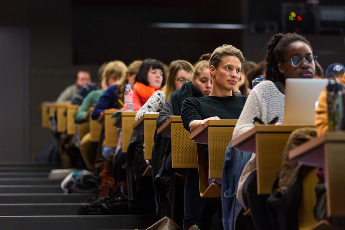 Semesterbeginn für 13