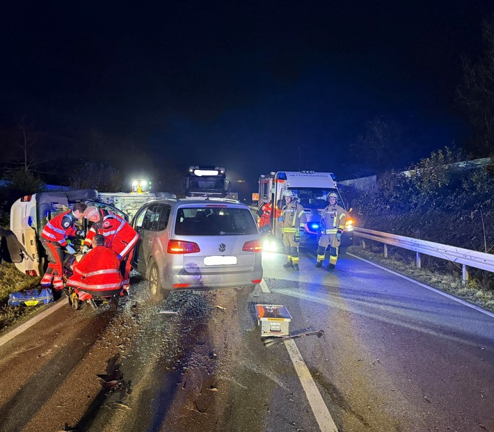 FW Weinheim: Verkehrsunfall sorgt für Sperrung der Kreisstraße