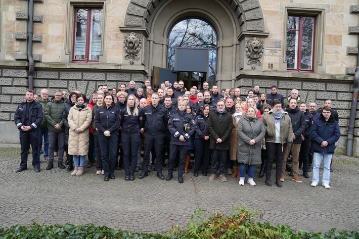 POL-OS: Polizeidirektion Osnabrück gedenkt verstorbenen Kollegen der Polizei Sachsen