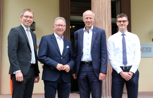 Pressemeldung: Bundestagsabgeordneter zu Besuch in der Schön Klinik Bad Arolsen